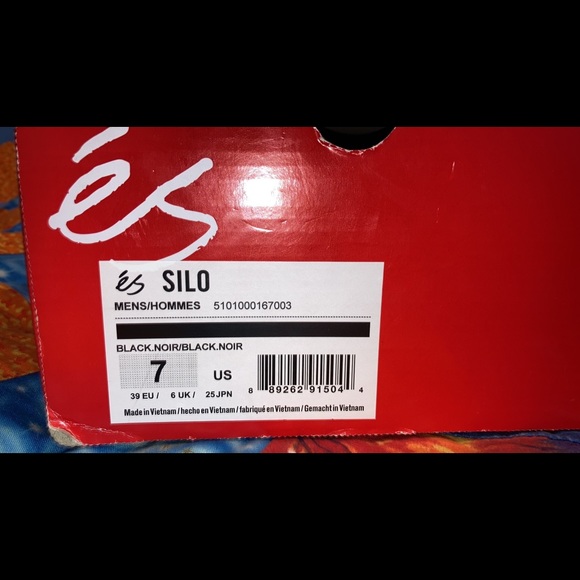 Skateboarding shoes - Picture 1 of 2